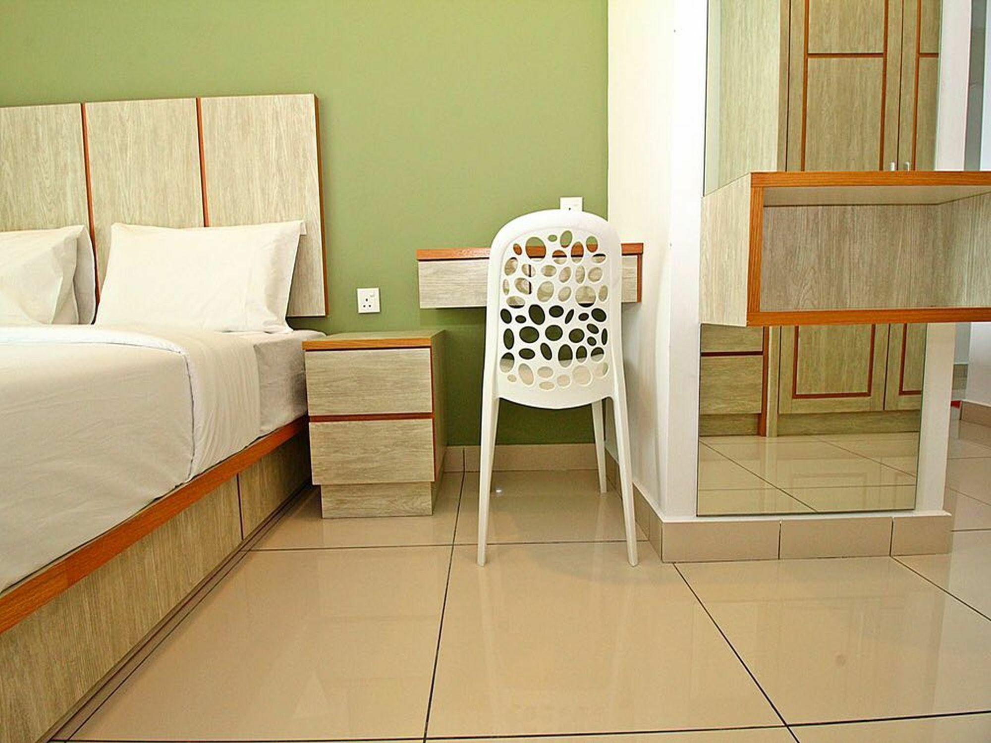 Mansion One Service Apartment George Town Exteriör bild