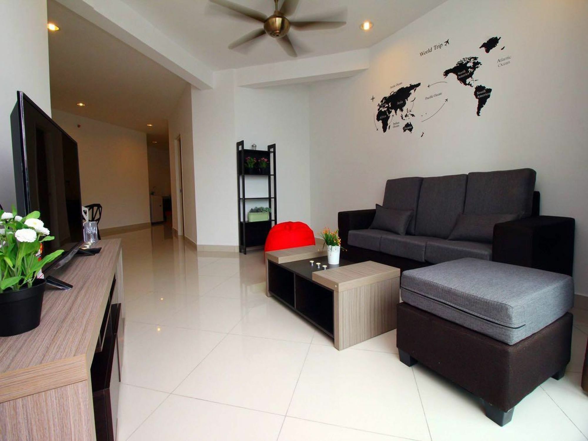 Mansion One Service Apartment George Town Exteriör bild