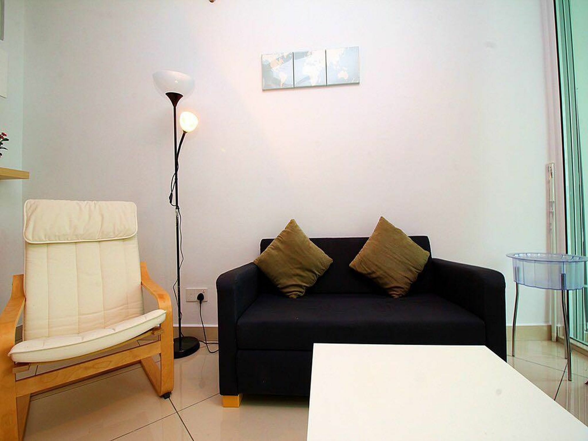Mansion One Service Apartment George Town Exteriör bild